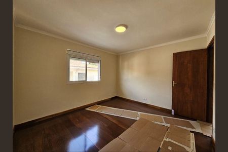 Casa à venda com 4 quartos, 250m² em Jardim Virginia Bianca, São Paulo