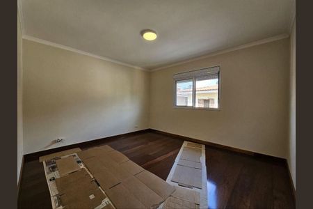 Casa à venda com 250m², 4 quartos e 7 vagas