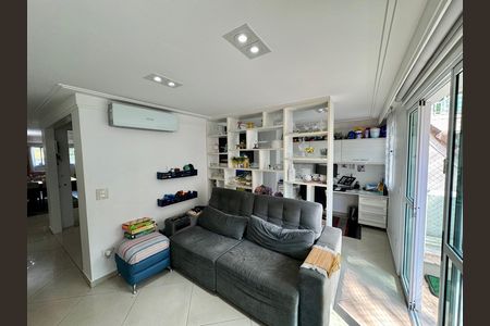 Casa à venda com 4 quartos, 450m² em Horto Florestal, São Paulo