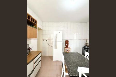 Casa à venda com 143m², 2 quartos e 2 vagas