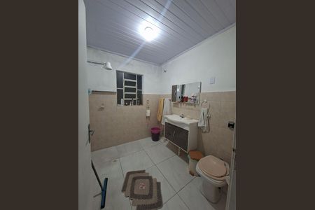 Casa à venda com 213m², 2 quartos e 2 vagas