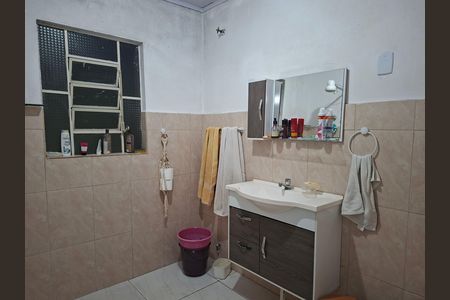 Casa à venda com 213m², 2 quartos e 2 vagas