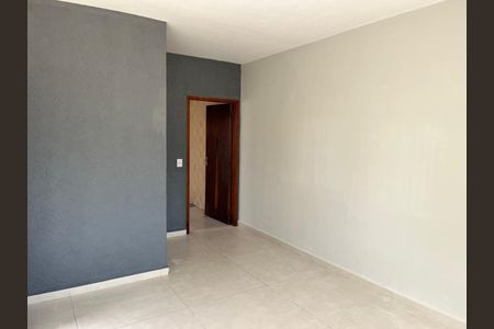 Casa à venda com 3 quartos, 146m² em Jardim Santo Alberto, São Paulo