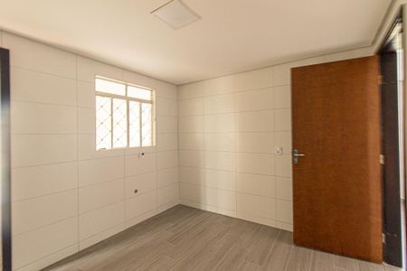 Casa para alugar com 115m², 2 quartos e 4 vagas Casa para alugar com 115m², 2 quartos e 4 vagasCozinha