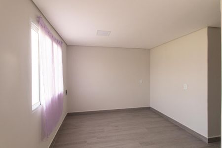 Casa para alugar com 115m², 2 quartos e 4 vagas Casa para alugar com 115m², 2 quartos e 4 vagasSala