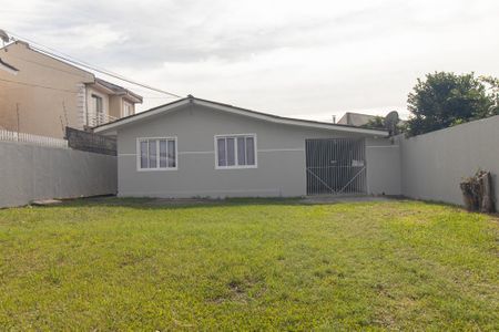 Casa para alugar com 115m², 2 quartos e 4 vagas Casa para alugar com 115m², 2 quartos e 4 vagasFachada