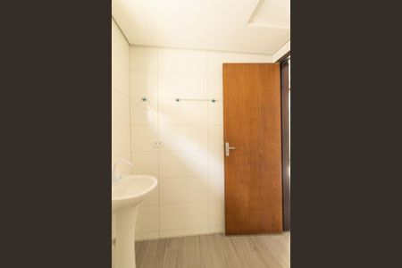 Casa para alugar com 115m², 2 quartos e 4 vagas Casa para alugar com 115m², 2 quartos e 4 vagasBanheiro Social