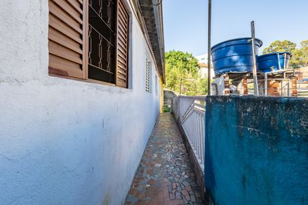 Casa para alugar com 50m², 1 quarto e sem vaga Casa para alugar com 50m², 1 quarto e sem vagaCorredor