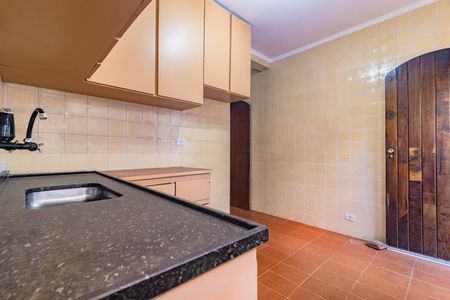 Casa à venda com 2 quartos, 60m² em Cidade Vargas, São Paulo