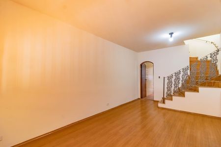 Casa à venda com 2 quartos, 60m² em Cidade Vargas, São Paulo