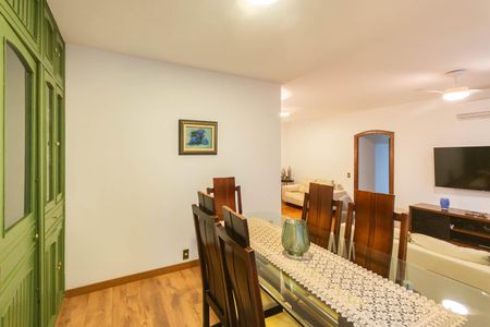 Apartamento à venda com 120m², 3 quartos e 1 vagaSala