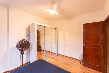 Apartamento à venda com 120m², 3 quartos e 1 vagaQuarto 2