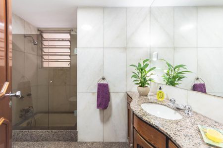 Apartamento à venda com 120m², 3 quartos e 1 vagaBanheiro