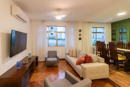 Apartamento à venda com 120m², 3 quartos e 1 vagaSala