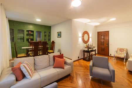 Apartamento à venda com 120m², 3 quartos e 1 vagaSala