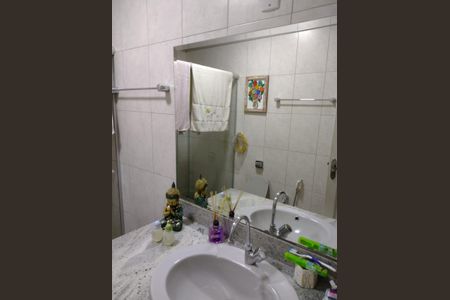 Apartamento para alugar com 160m², 4 quartos e 2 vagas