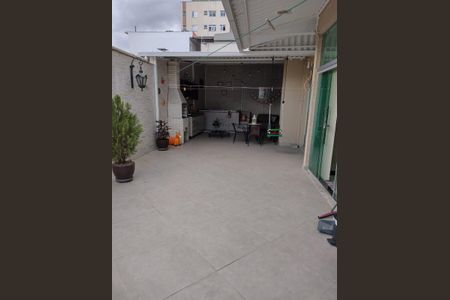 Apartamento para alugar com 160m², 4 quartos e 2 vagas