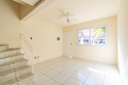 Casa de Condomínio à venda com 2 quartos, 70m² em Fátima, Canoas