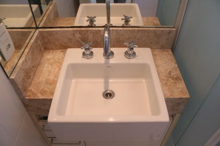 Apartamento para alugar com 81m², 2 quartos e 2 vagasBanheiro 1