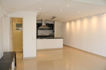 Apartamento para alugar com 81m², 2 quartos e 2 vagasSala