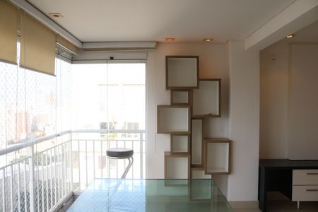 Apartamento para alugar com 81m², 2 quartos e 2 vagasSala