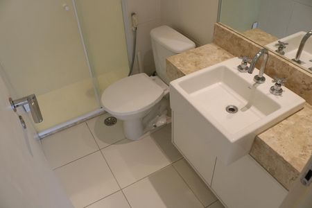 Apartamento para alugar com 81m², 2 quartos e 2 vagasBanheiro 2