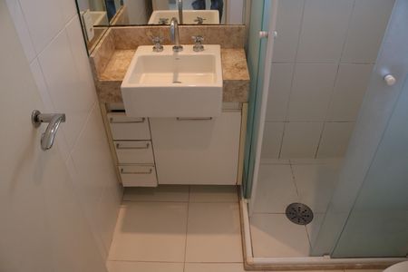 Apartamento para alugar com 81m², 2 quartos e 2 vagasBanheiro 1
