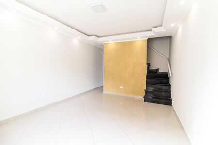 Casa para alugar com 500m², 3 quartos e 5 vagas Casa para alugar com 500m², 3 quartos e 5 vagasSala