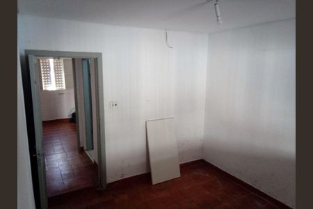 Casa à venda com 198m², 2 quartos e 1 vaga