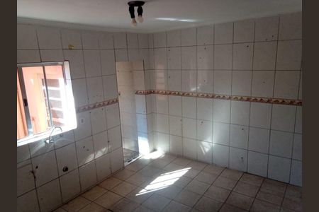 Casa à venda com 198m², 2 quartos e 1 vaga