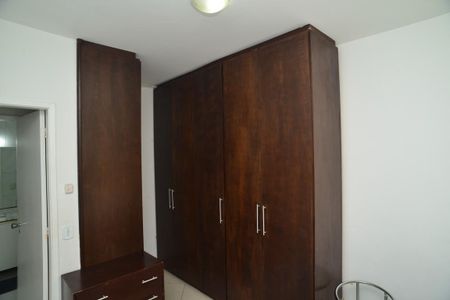 Quarto de apartamento à venda com 1 quarto, 50m² em Barra da Tijuca, Rio de Janeiro