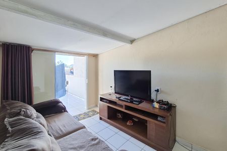 Casa à venda com 257m², 8 quartos e 4 vagas Casa à venda com 257m², 8 quartos e 4 vagasSala