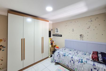 Casa à venda com 257m², 8 quartos e 4 vagas Casa à venda com 257m², 8 quartos e 4 vagasQuarto 1