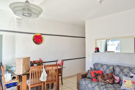 Casa à venda com 257m², 8 quartos e 4 vagas Casa à venda com 257m², 8 quartos e 4 vagassala casa 2