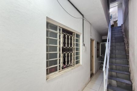 Casa à venda com 257m², 8 quartos e 4 vagas Casa à venda com 257m², 8 quartos e 4 vagascorredor casa 3