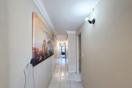 Corredor de casa à venda com 8 quartos, 257m² em Bairro dos Casa, São Bernardo do Campo