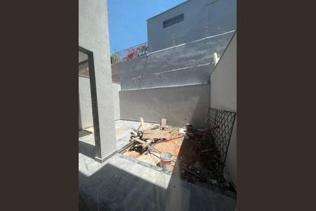 Casa à venda com 3 quartos, 133m² em Horto Florestal, São Paulo