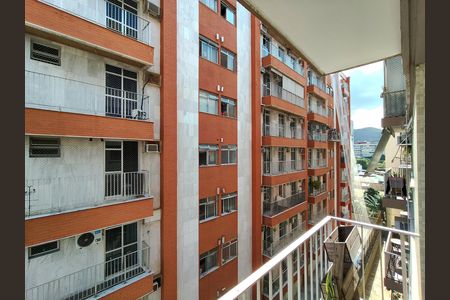 Vista da Sala de apartamento para alugar com 2 quartos, 62m² em Vila Isabel, Rio de Janeiro