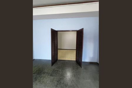 Casa à venda com 150m², 3 quartos e 2 vagas