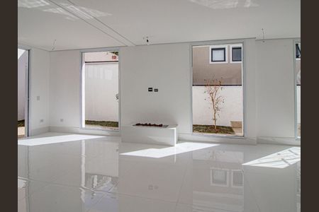 Casa à venda com 365m², 4 quartos e sem vaga