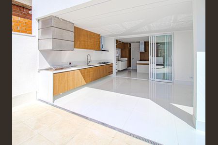 Casa à venda com 365m², 4 quartos e sem vaga