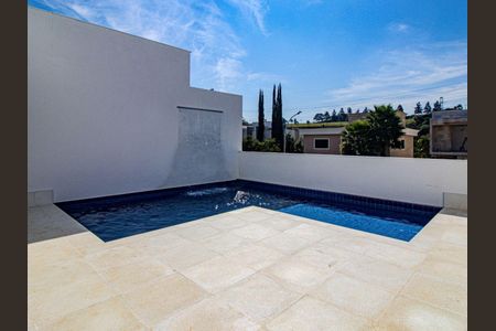 Casa à venda com 365m², 4 quartos e sem vaga