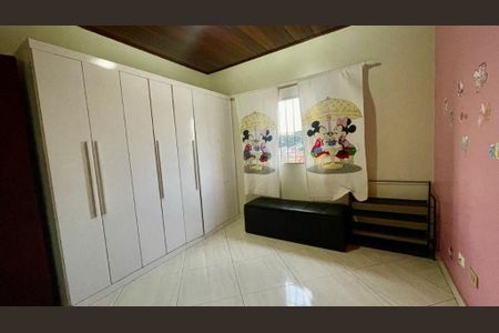 Casa à venda com 125m², 4 quartos e 2 vagas