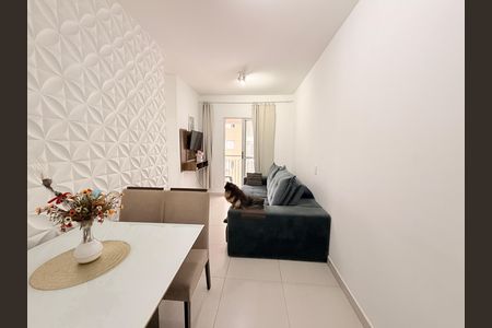 Sala de apartamento à venda com 3 quartos, 61m² em Parque Uniao, Jundiaí