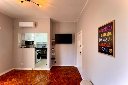 Apartamento para alugar com 1 quarto, 50m² em Laranjeiras, Rio de Janeiro
