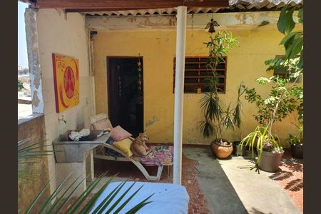 Casa à venda com 213m², 3 quartos e sem vaga