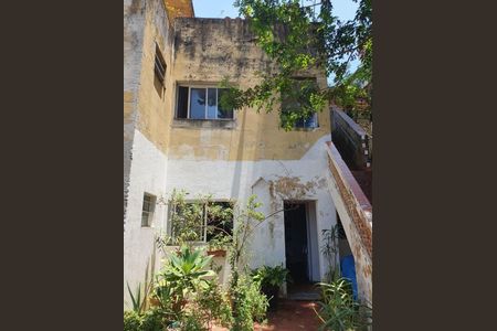 Casa à venda com 213m², 3 quartos e sem vaga