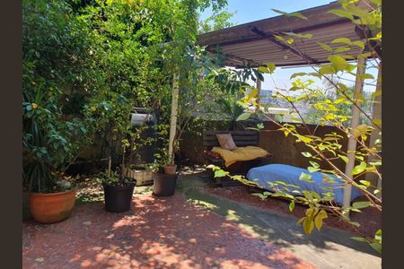 Casa à venda com 213m², 3 quartos e sem vaga