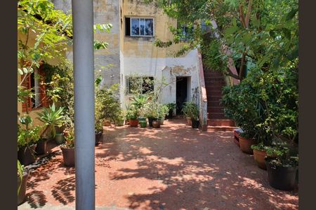 Casa à venda com 213m², 3 quartos e sem vaga