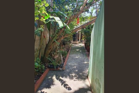 Casa à venda com 213m², 3 quartos e sem vaga